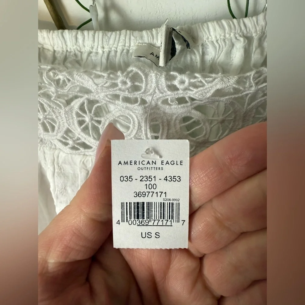 American Eagle Outfitters White Camisole Top - Picture 6 of 7